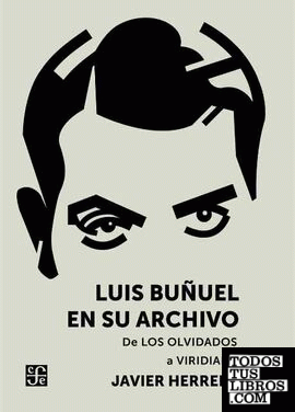 Luis Buñuel en su archivo